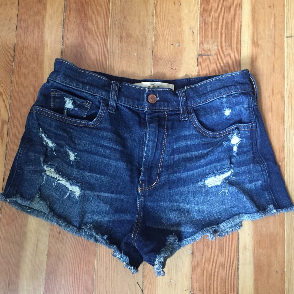 High Waisted Hollister Shorts